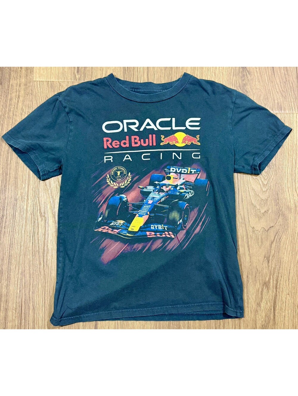 Hollister Red Bull Racing F1 2023 Champions Graphic Tee Mens S #15A